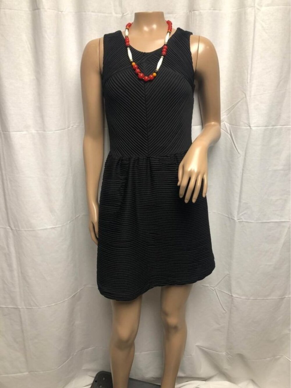 Candies Dress Womens Size Small Black Above Knee Stretchy Key Hole Bow Back